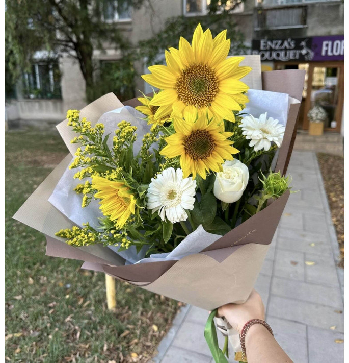 Buchet de flori de sezon